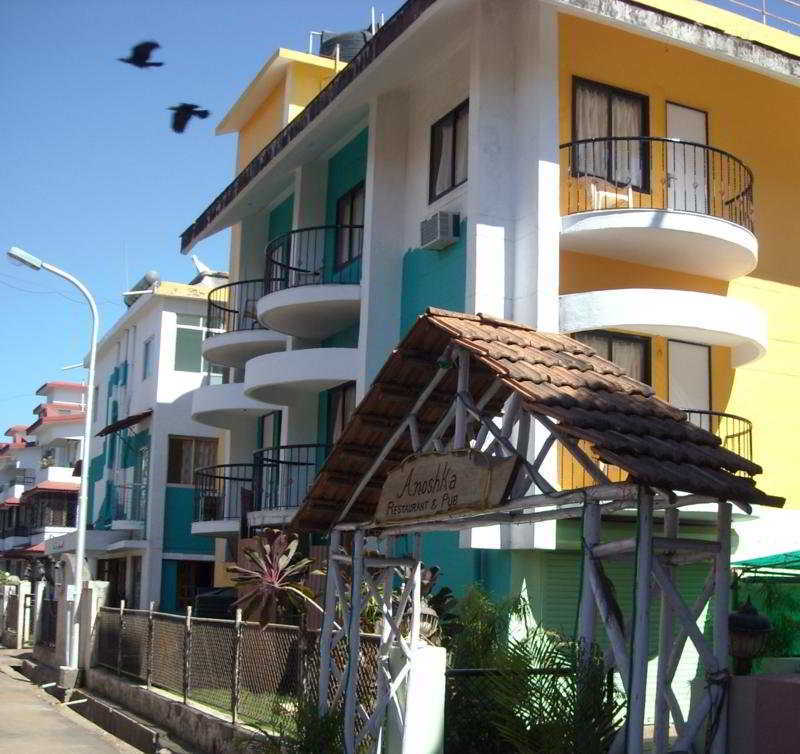 Oyo 2696 Hotel Miramar Caranzalem Buitenkant foto